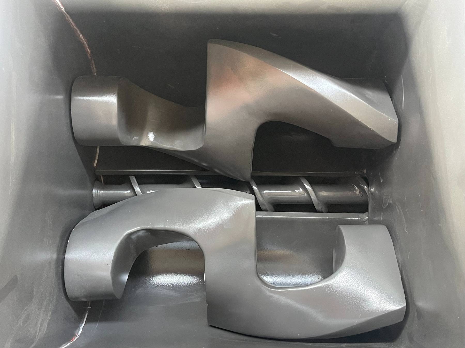 High-Wear-Screw-Discharge-Vacuum-Kneader (2) Impastatrice sottovuoto con scarico a vite ad alta usura (2)