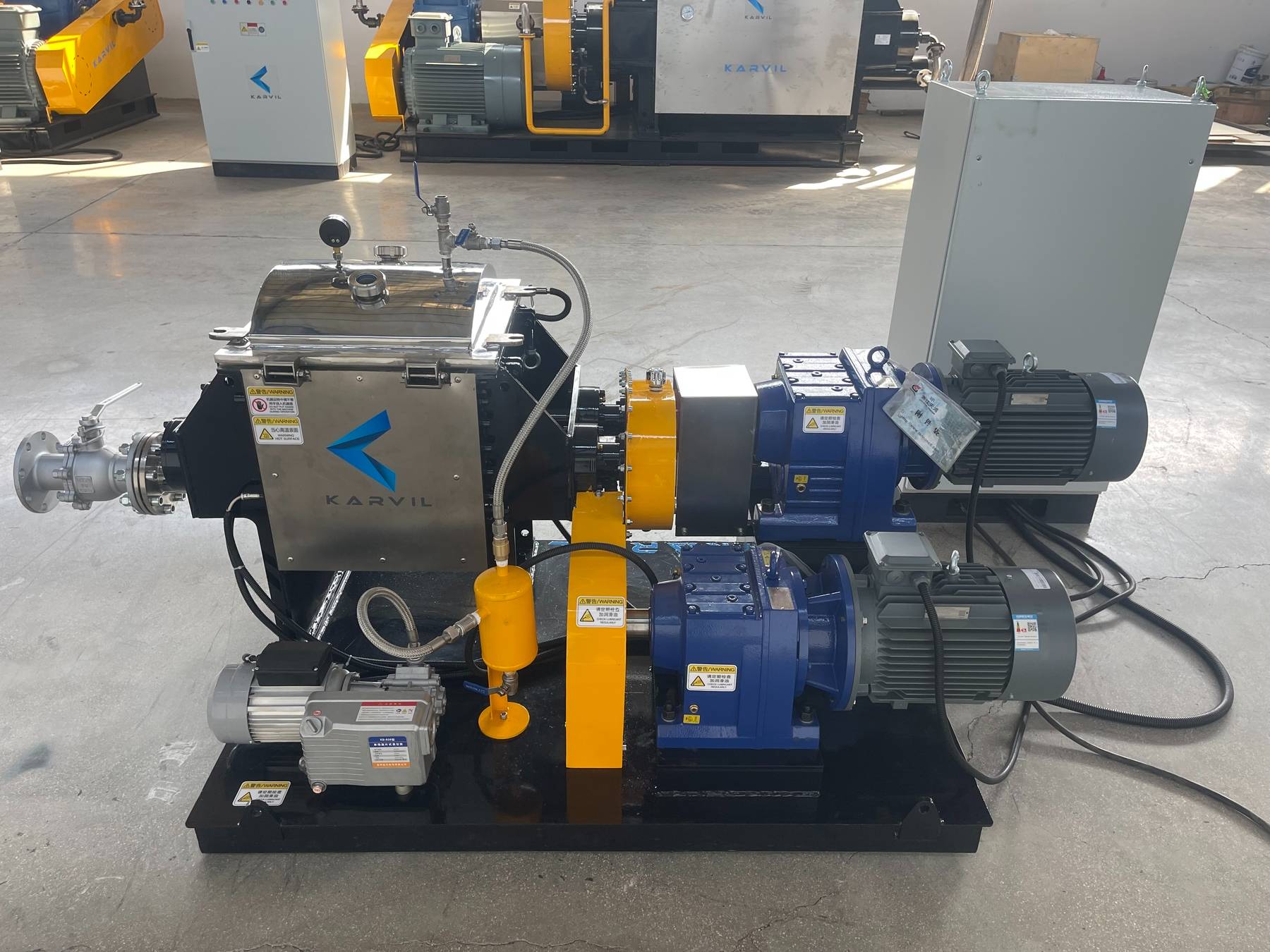 High-Wear-Screw-Discharge-Vacuum-Kneader (3) Impastatrice sottovuoto con scarico a vite ad alta usura (3)